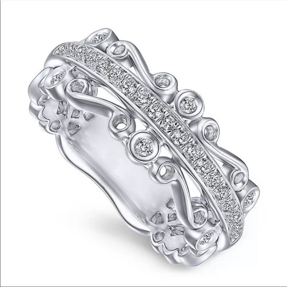 New Women’s 925 Silver Beautiful Sapphire Ring - Picture 4 of 4